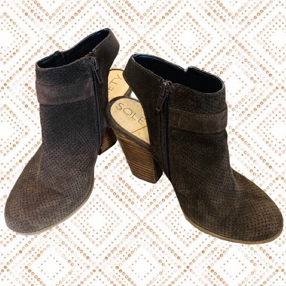 Sole Society Percin Heeled Ankle Boots - Picture 4 of 11